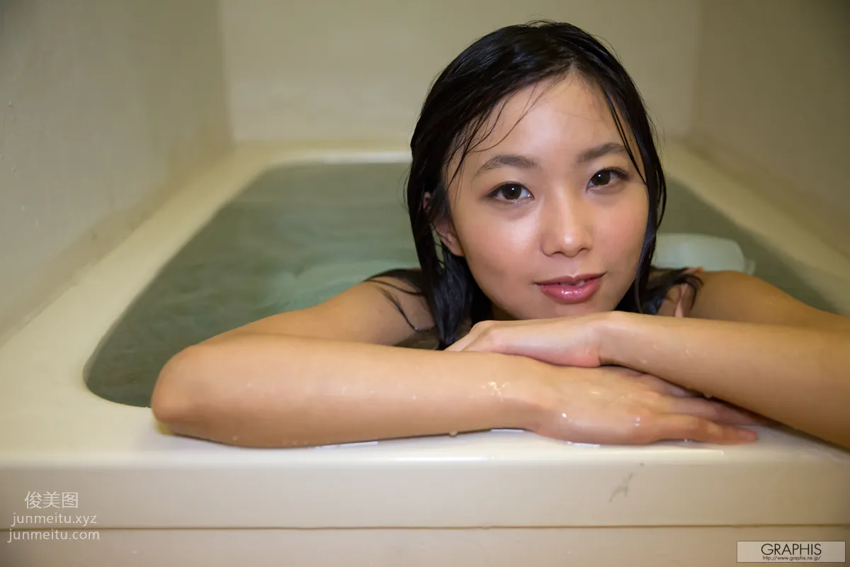 [Graphis] 2018.03.12 初脫ぎ娘 竹田ゆめ Yume Takeda 109
