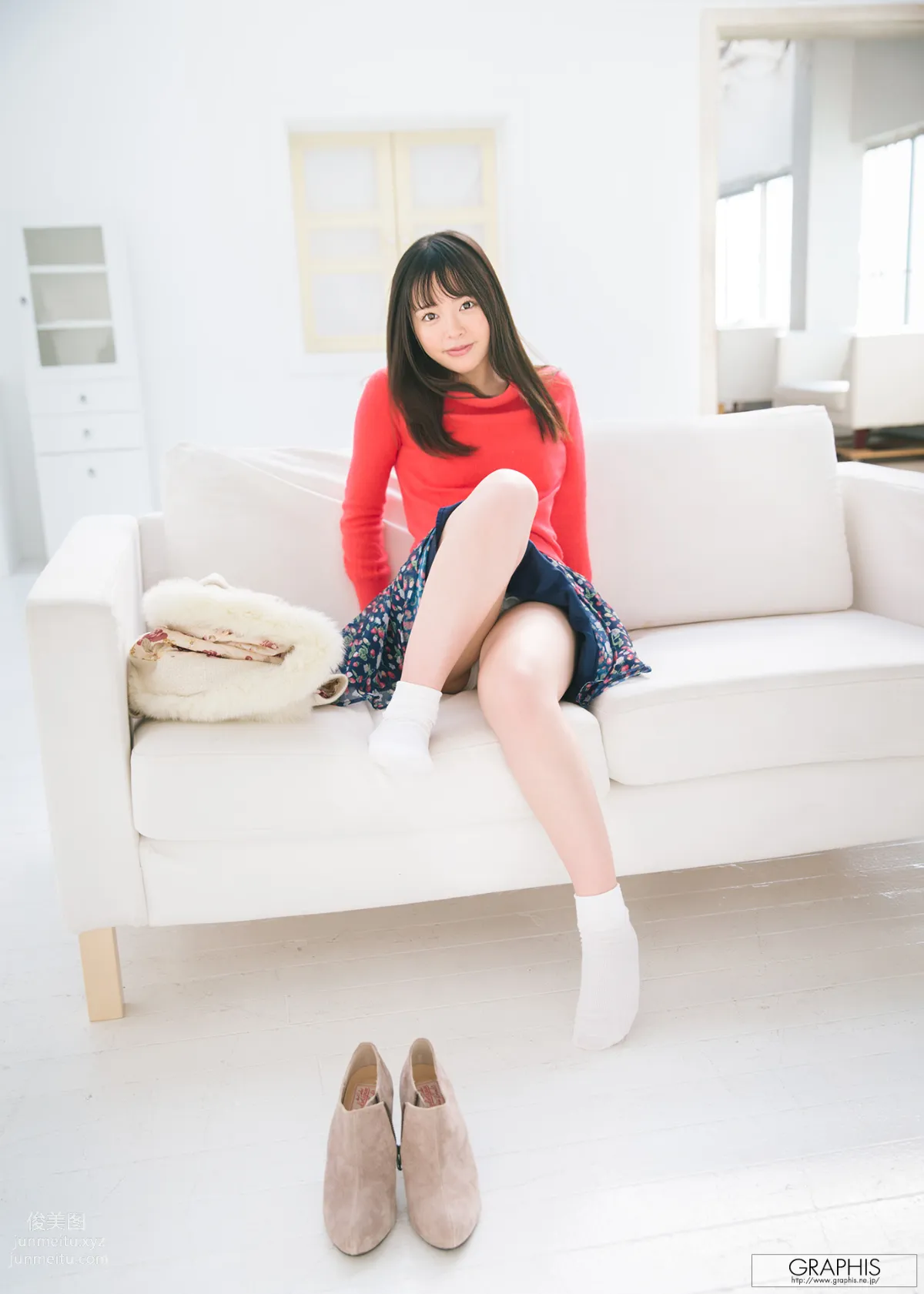 [Graphis] 2018.04.09 初脫ぎ娘 小倉由菜 Yuna Ogura 14