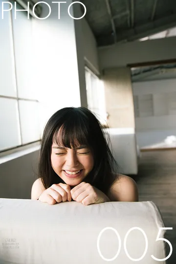[Graphis] 2018.04.09 初脫ぎ娘 小倉由菜 Yuna Ogura 73