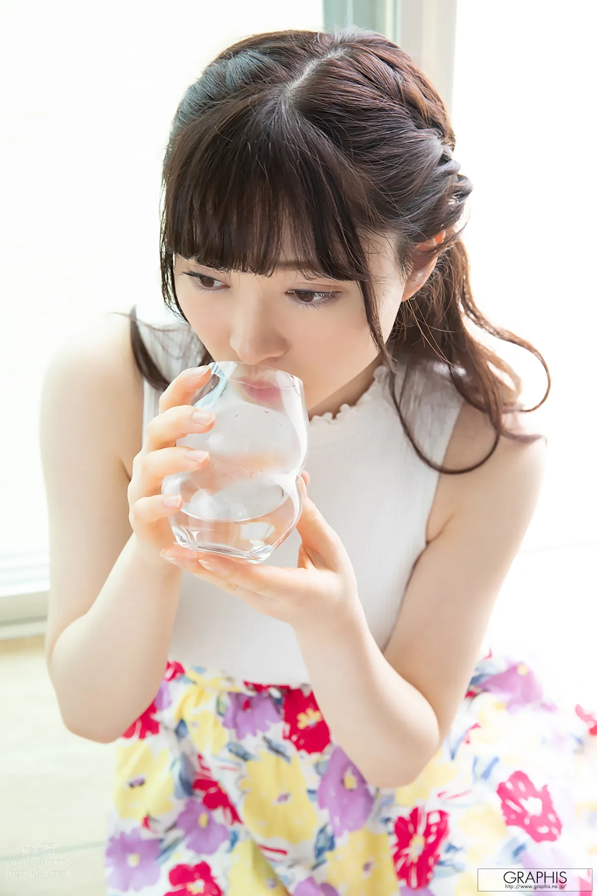 2018-10-05 Gals No.438 Towa Satsuki - [ETERNAL MOON] 37