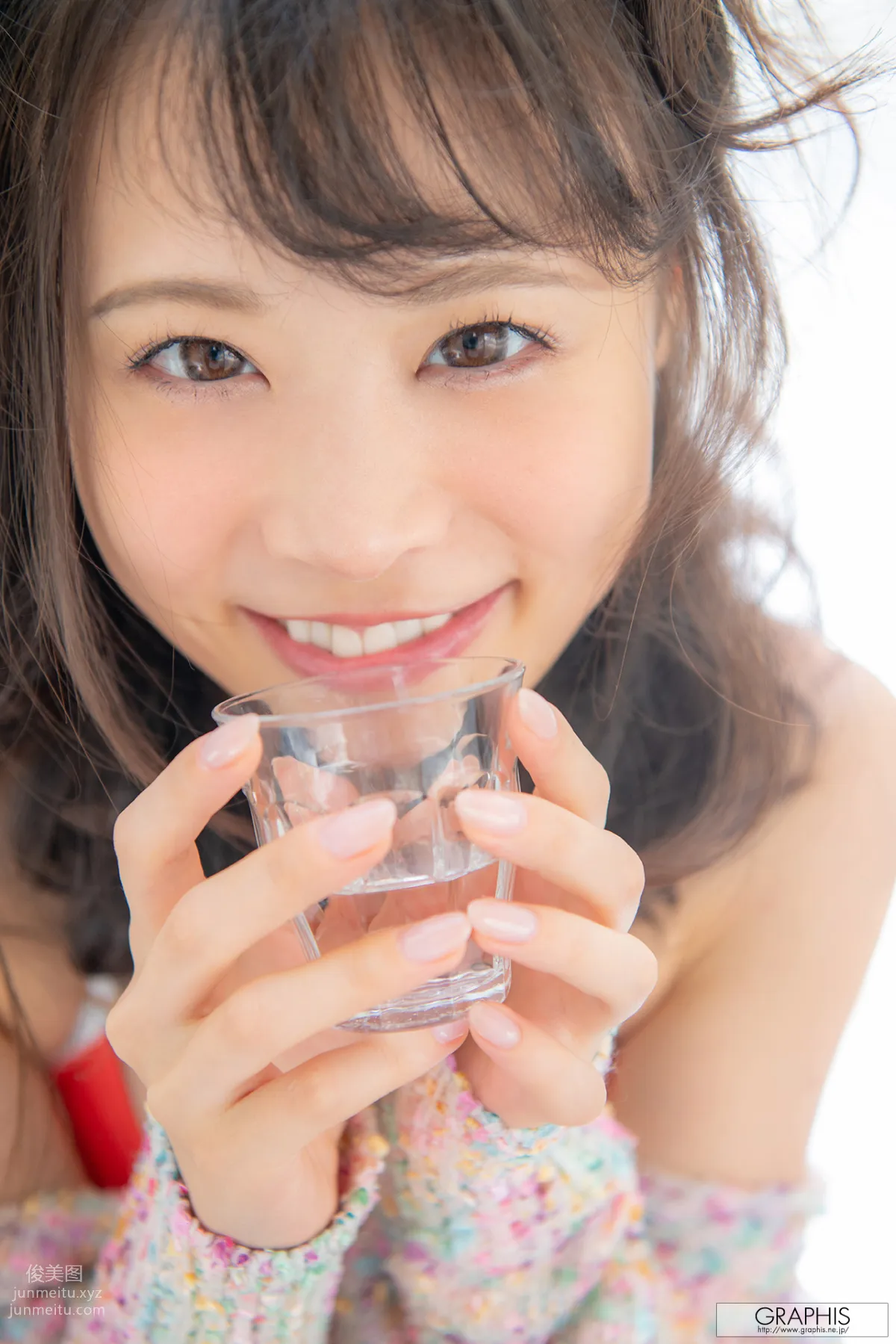 [Graphis] 2019-12-20 First Gravure - Hiyori Yoshioka 吉岡ひより 63