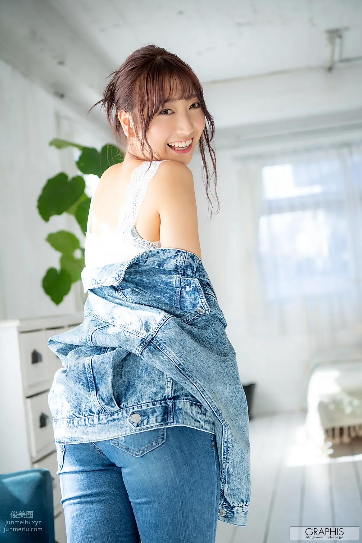 [Graphis] 2020-02-21 Anna Kami 加美杏奈 『Angel Smile』 44