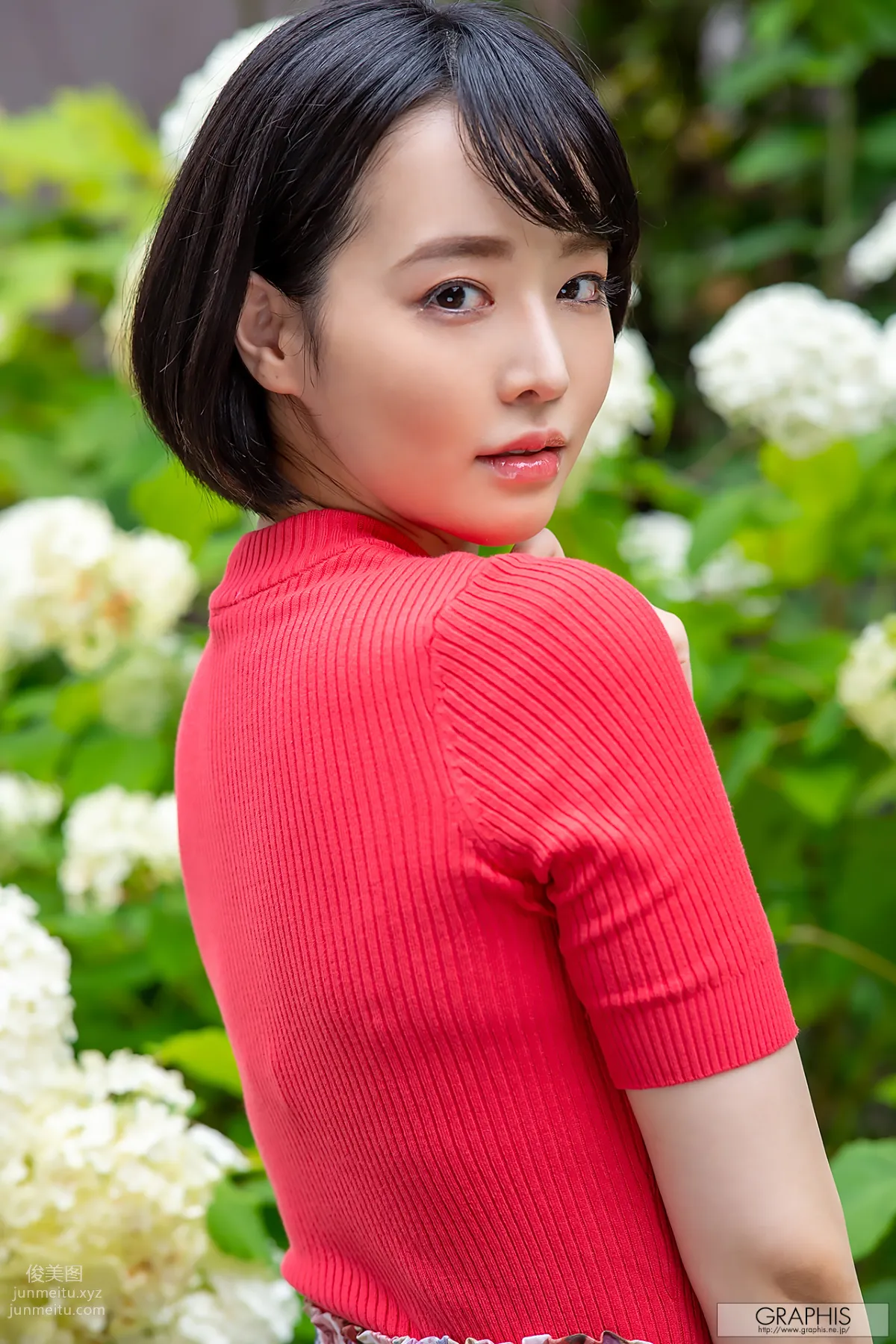 [Graphis] 2020-08-24 Tsubaki Sannomiya 三宮つばき 『 first gravure 』 5