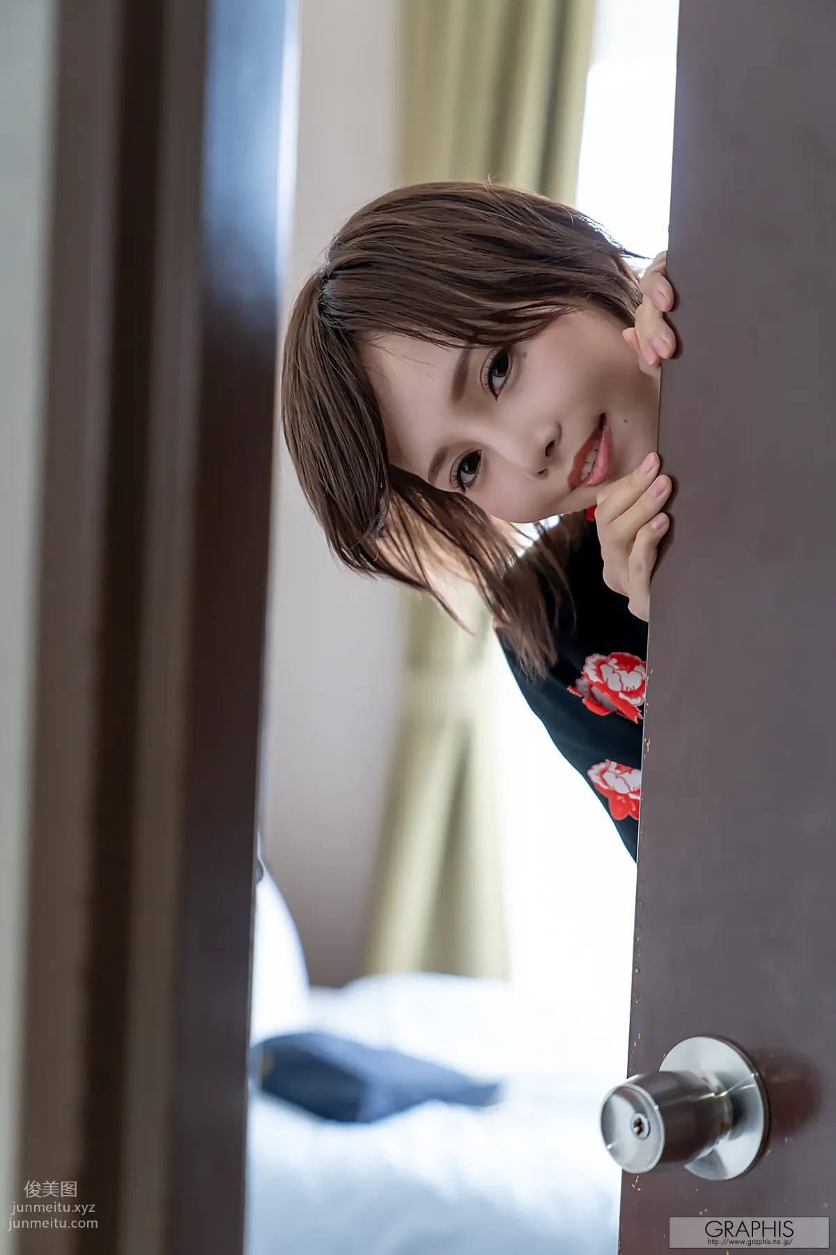 [Graphis]2020.04.24 No.472 Riona Hirose - [Traverse de craie] 37