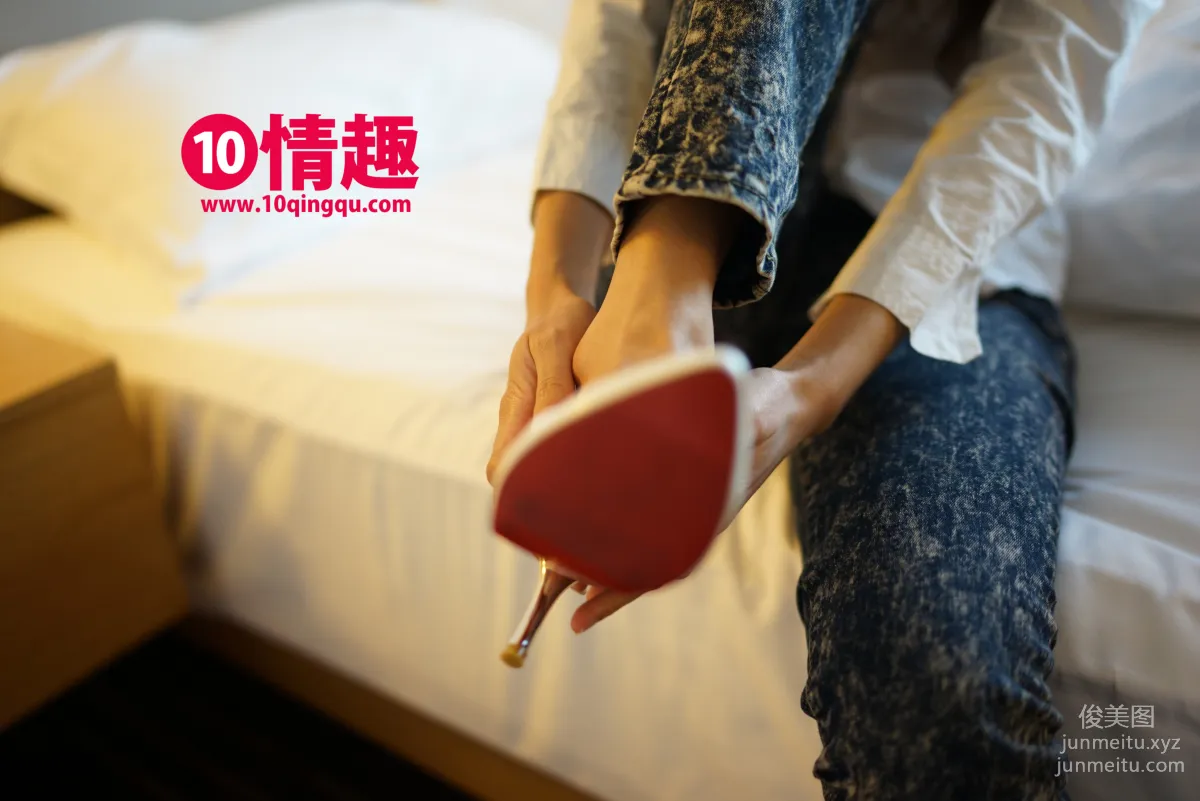 [ROSI10情趣] 2015.06.09 No.011 蕾絲底褲 4