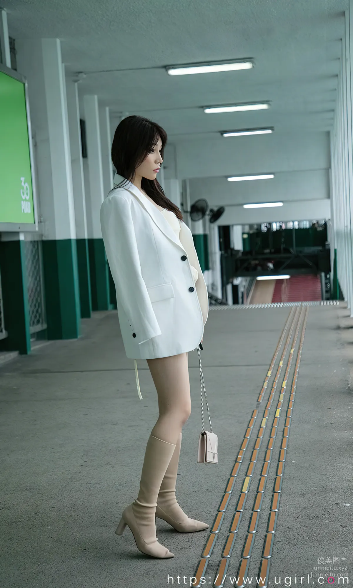 [Ugirls]愛尤物 No.2847 拂過你的風 芝芝booty [35P] 28