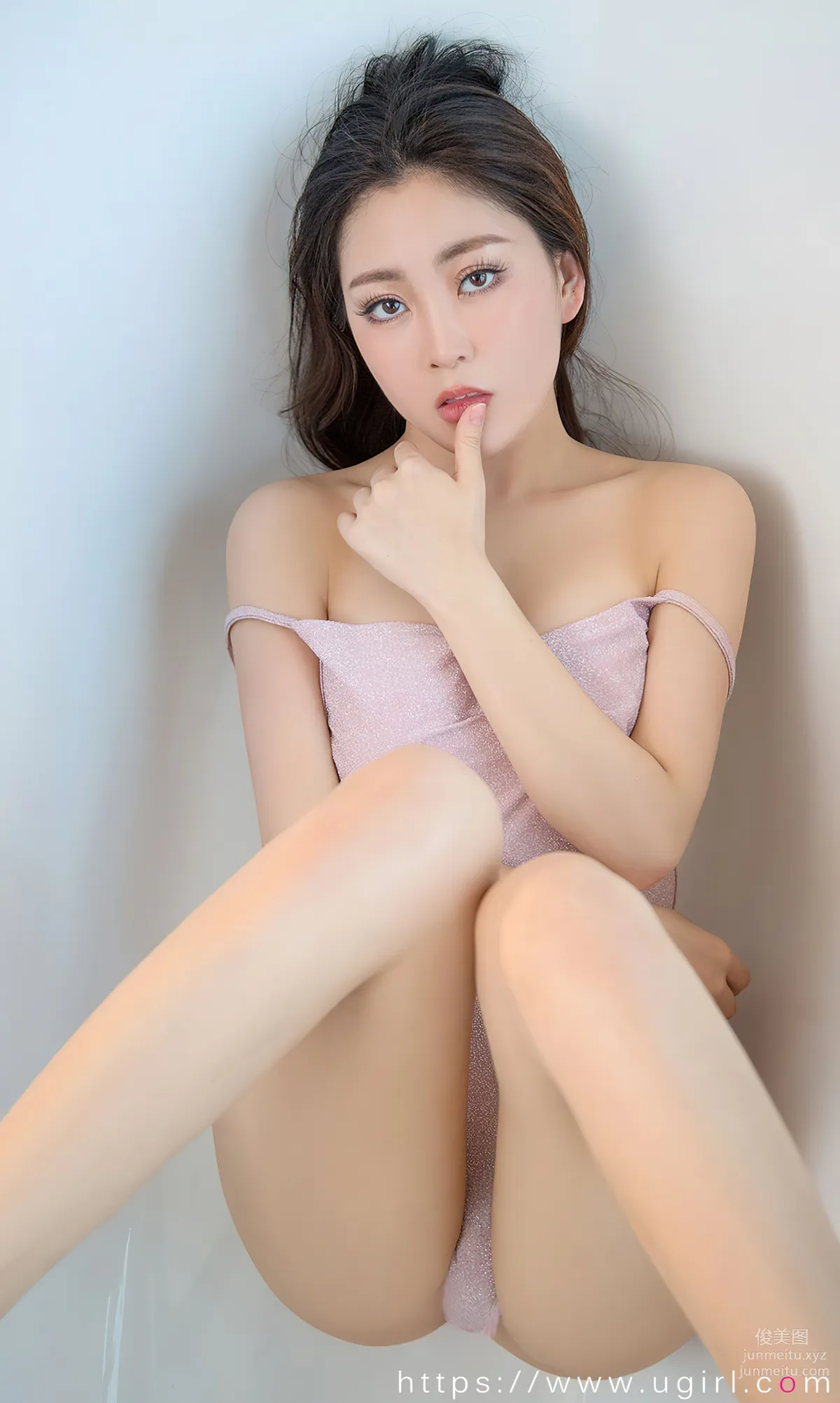 [Ugirls]愛尤物 No.2848 如煙如影 白衣校花 [35P] 27