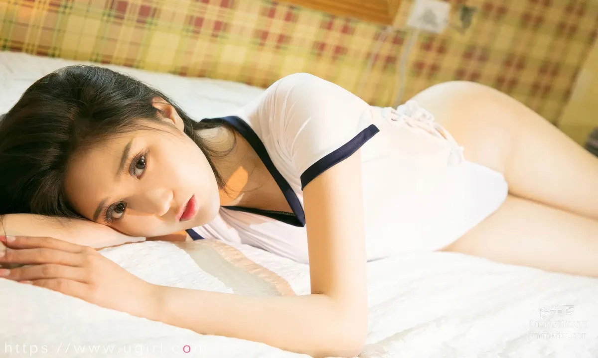 [Ugirls]愛尤物 No.2866 軟甜一夏 一隻香蕉船 [35P] 16