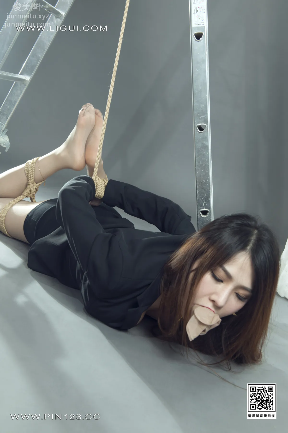 [Ligui麗櫃]2022.06.09《緊縛職女》文靜 16