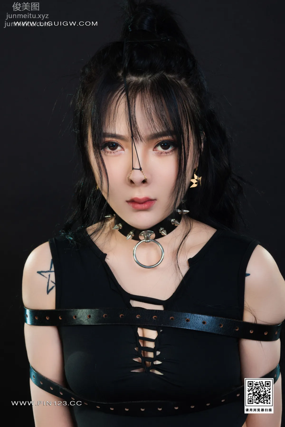 [Ligui麗櫃]2023.08.18 撕襪四馬 小七 35