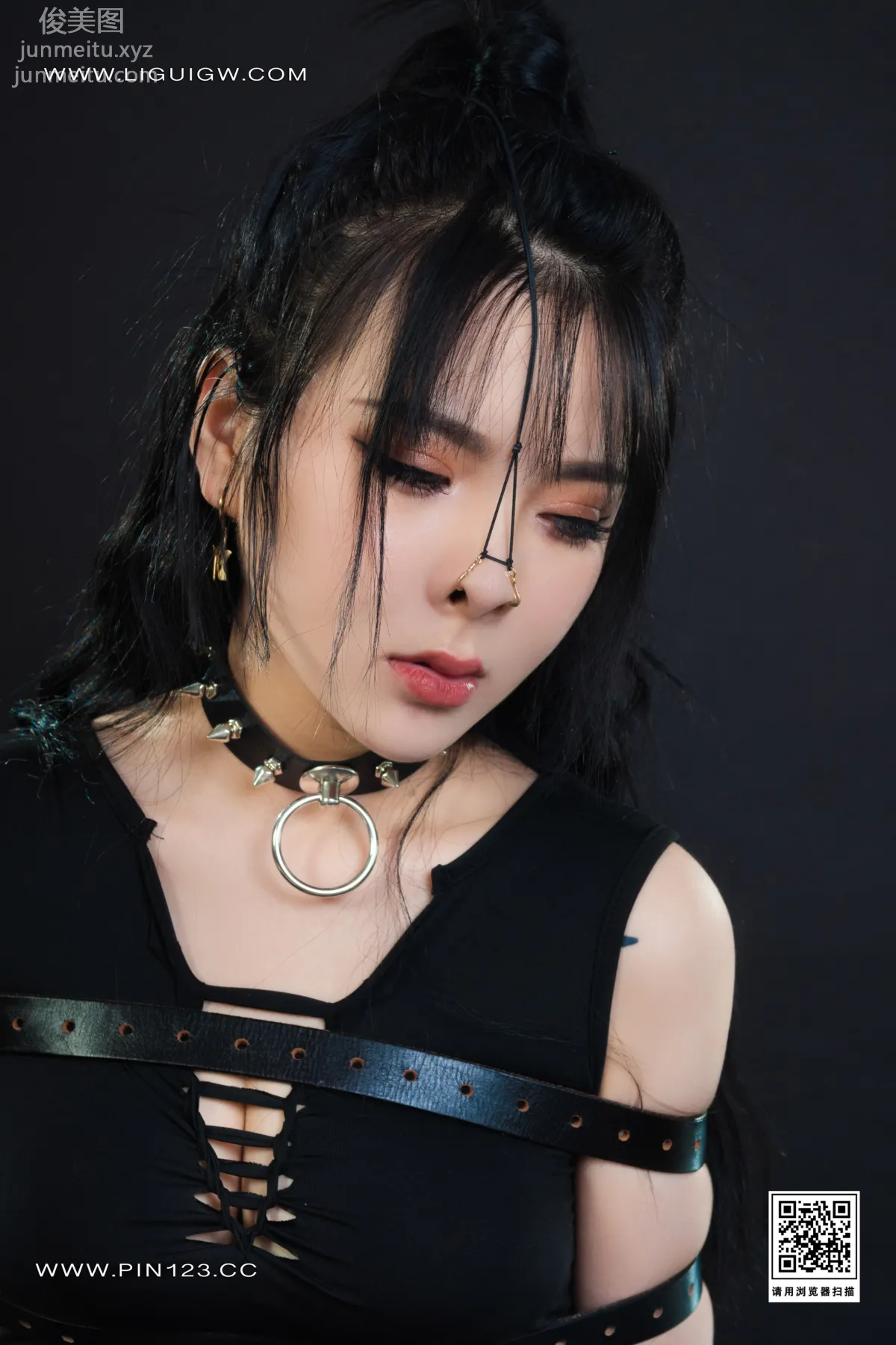 [Ligui麗櫃]2023.08.18 撕襪四馬 小七 37