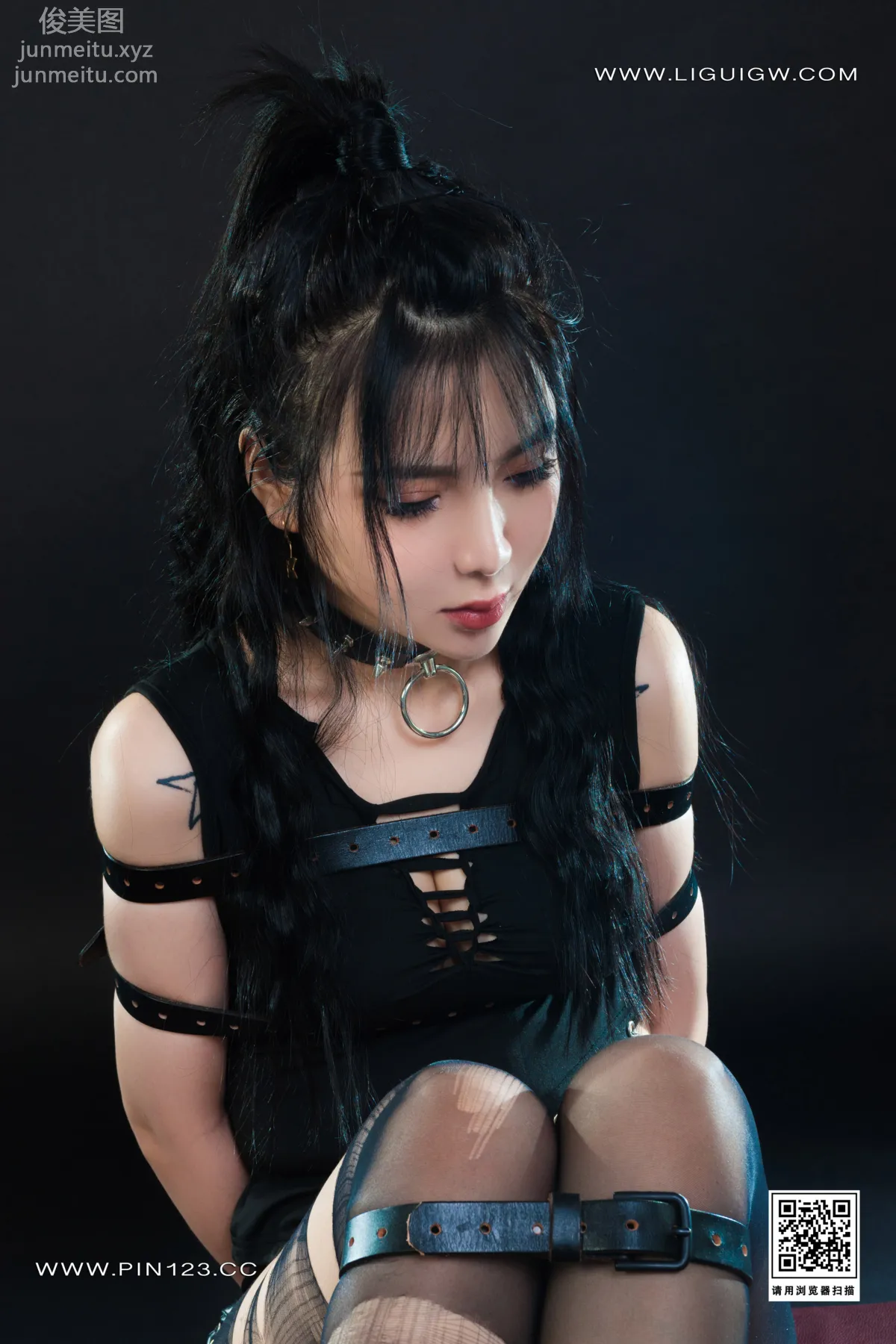 [Ligui麗櫃]2023.08.18 撕襪四馬 小七 40