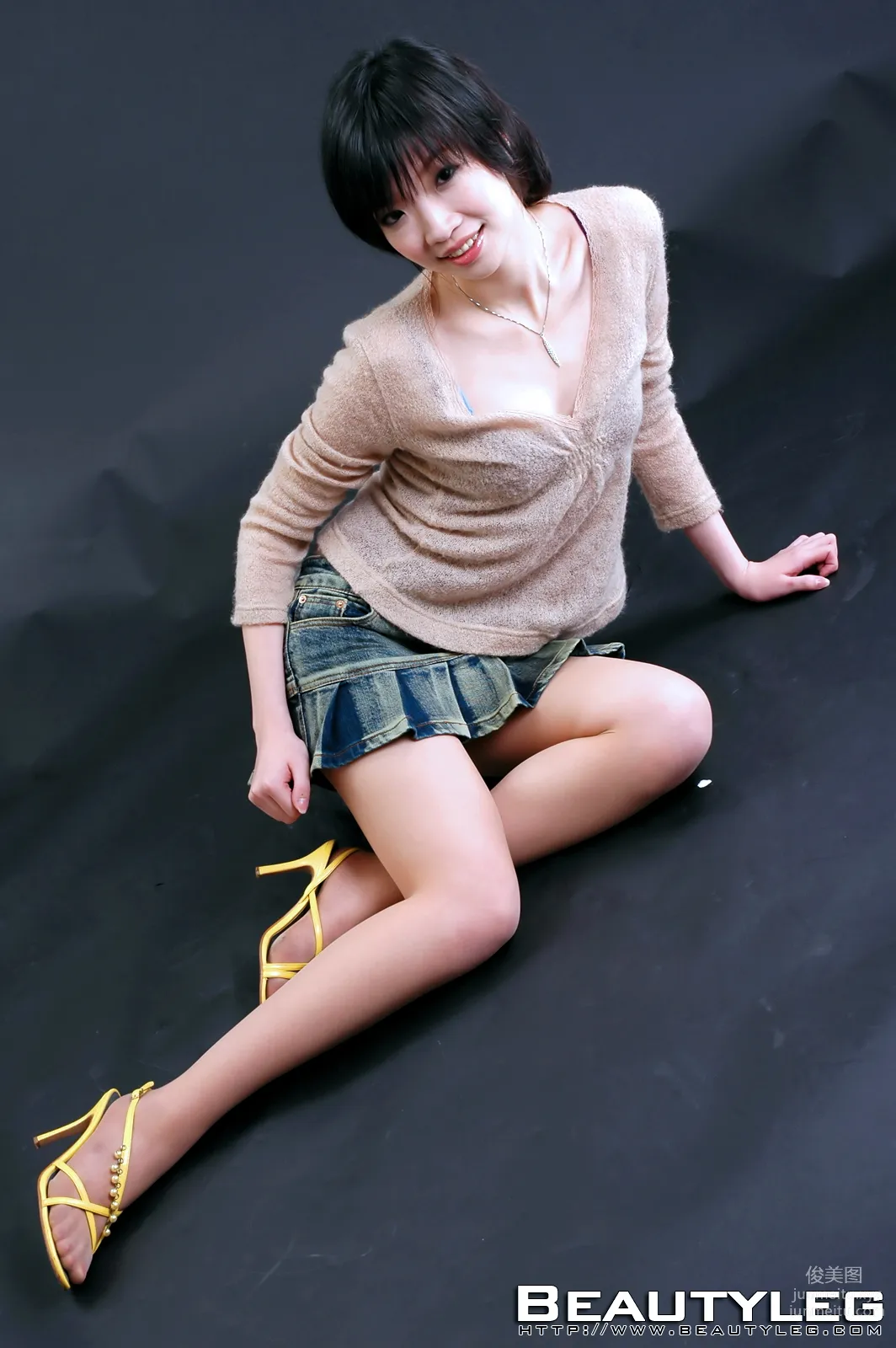 [BEAUTYLEG美腿寫真] 2006.03.28 No.064 Debby 第三期 [53P] 37