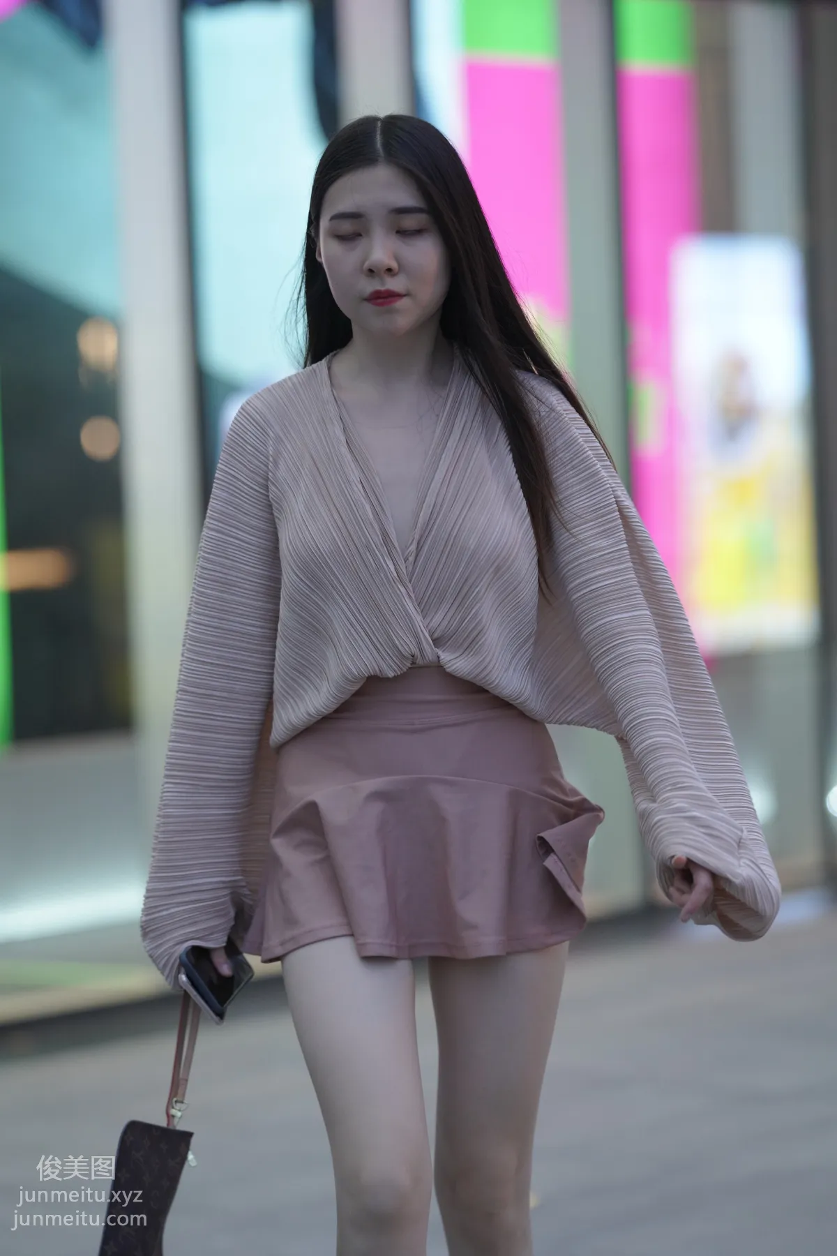魔鏡街拍 NO.167 可愛的粉色短裙小姐姐[493P] 170
