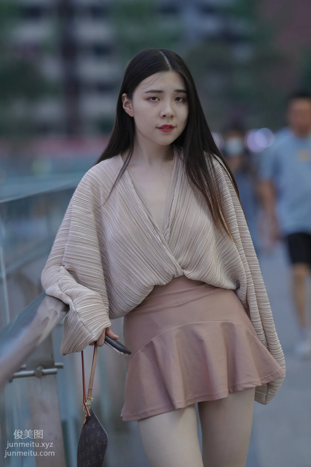 魔鏡街拍 NO.167 可愛的粉色短裙小姐姐[493P] 181