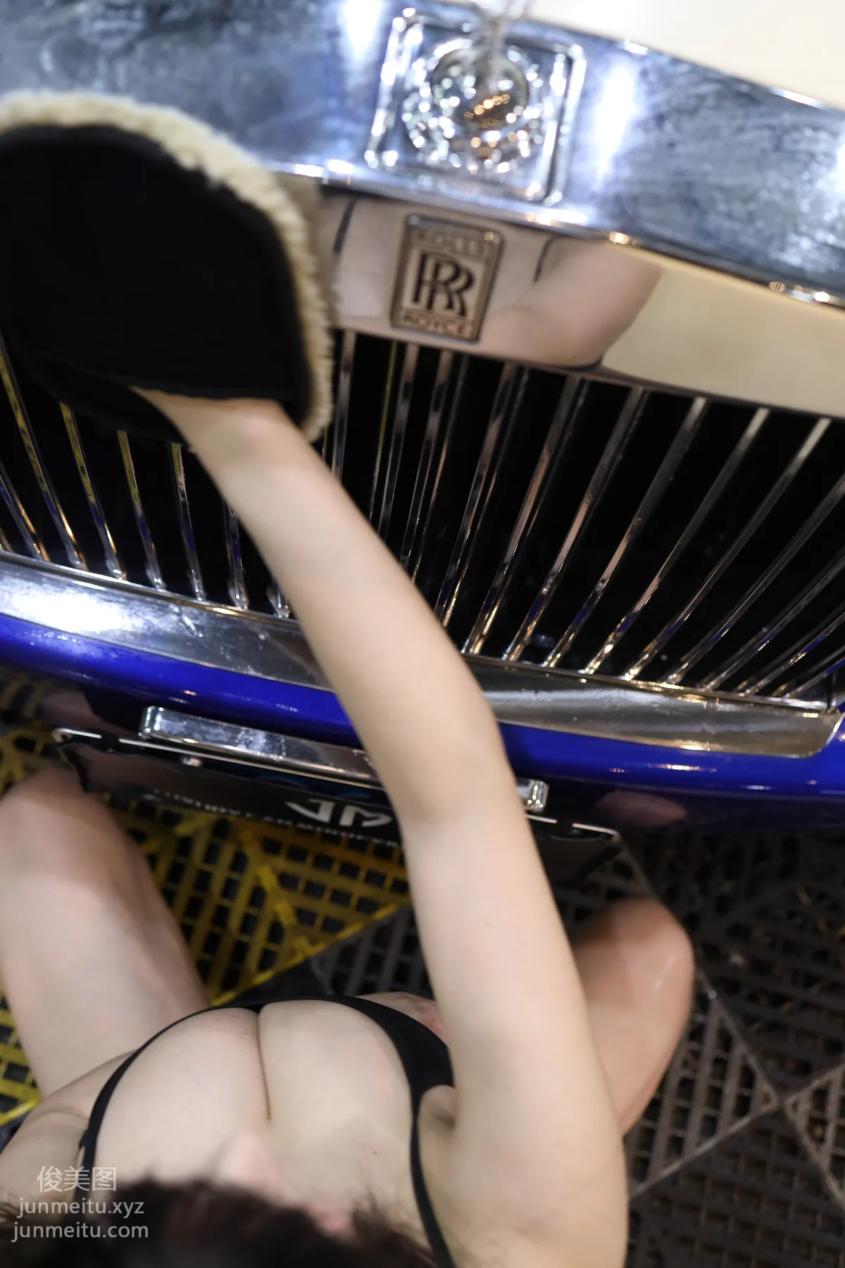 魔鏡街拍 NO.173-“稱職”的女洗車工[423P] 170