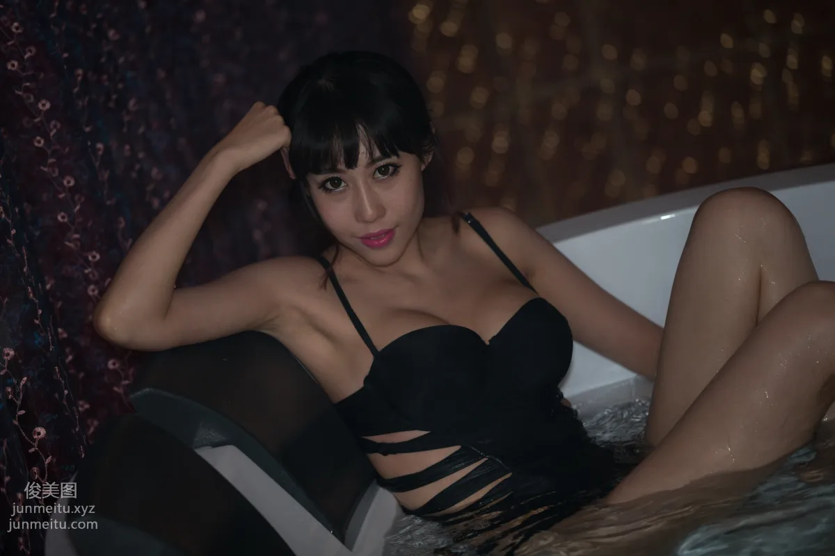 [大名模網]2015第5期 女邢譯文私房大片.邢譯文原片100張 77