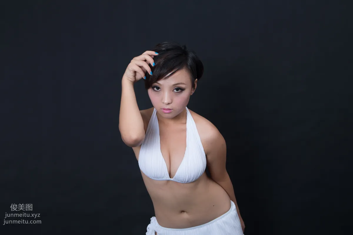 [大名模網]2015第7期 女神牛妞房大片.牛妞原片100張 2