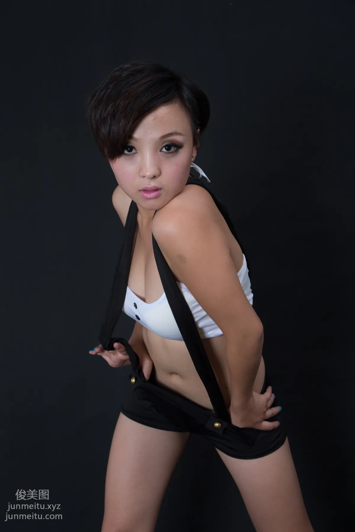 [大名模網]2015第7期 女神牛妞房大片.牛妞原片100張 50