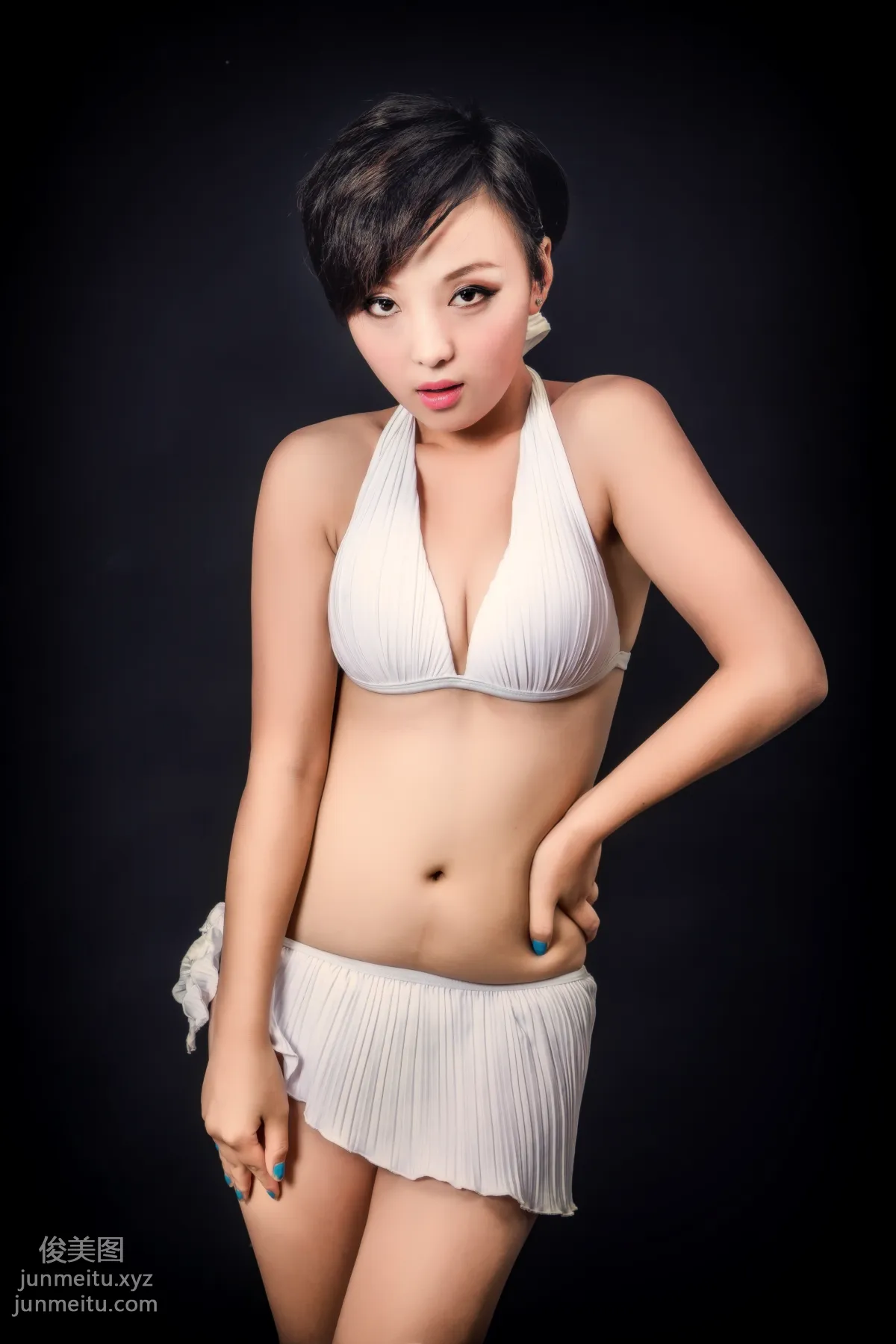 [大名模網]2015第7期 女神牛妞房大片.牛妞精修10張 1