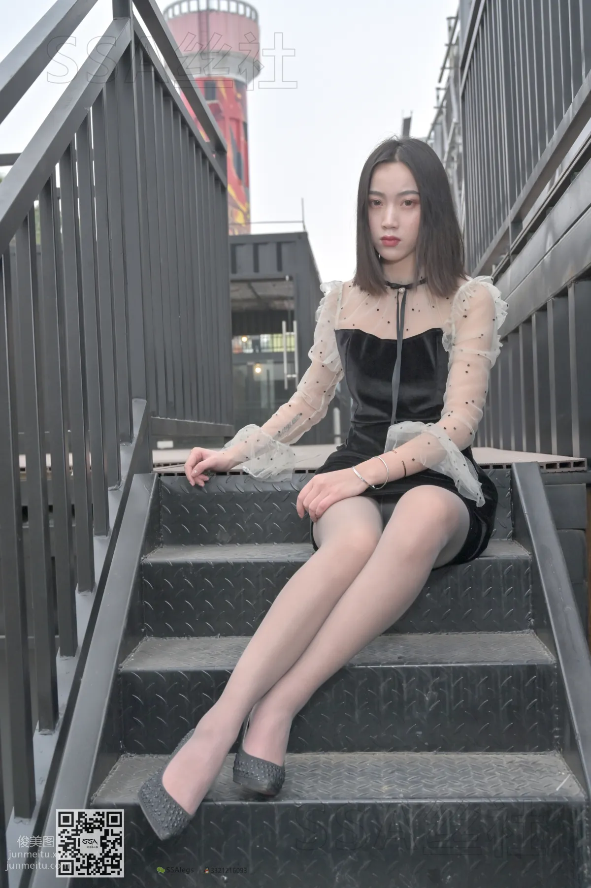 [SSA絲社]超清寫真 NO.096 大大 街拍腿模大大灰絲[145P] 35
