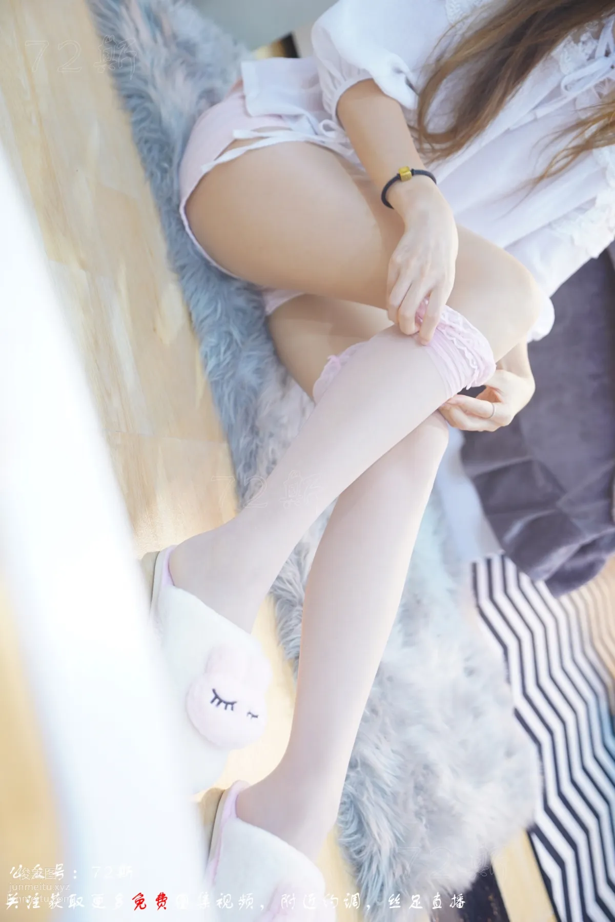 72斯 21 私房 白絲 [98P] 8