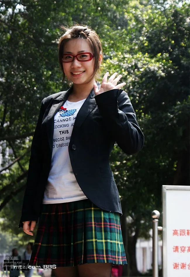 MTZ·美腿志 13輯：大學校場運動美女 88