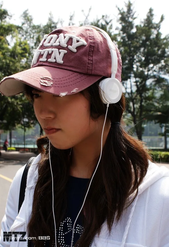MTZ·美腿志 13輯：大學校場運動美女 100