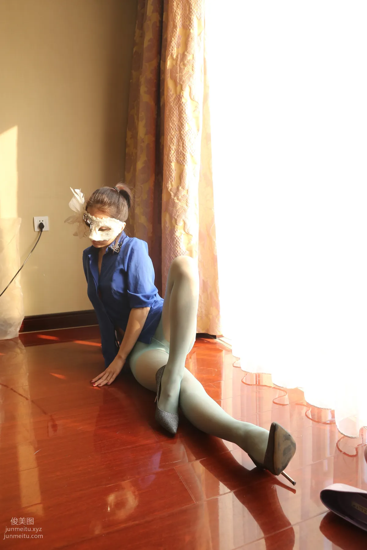 [Nicole絲足寫真] NO.017 室内-3 美絲腿 [71P] 8