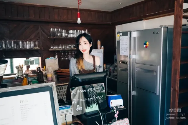 018.[Loozy] -  Bambi - Cafe Alba[179P]