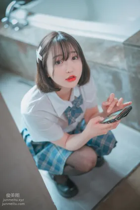 087.[DJAWA] Ye-Eun - Swimming Lessons #6[155P]