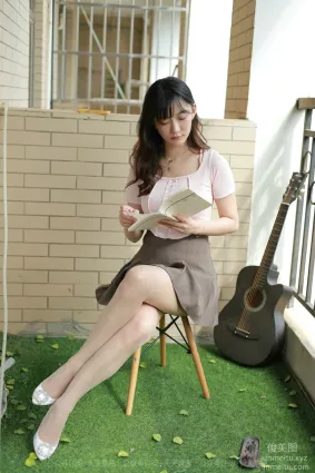 [IESS異思趣向] 2021.10.10 絲享家943：秋秋《陽台上的美女》[92P]