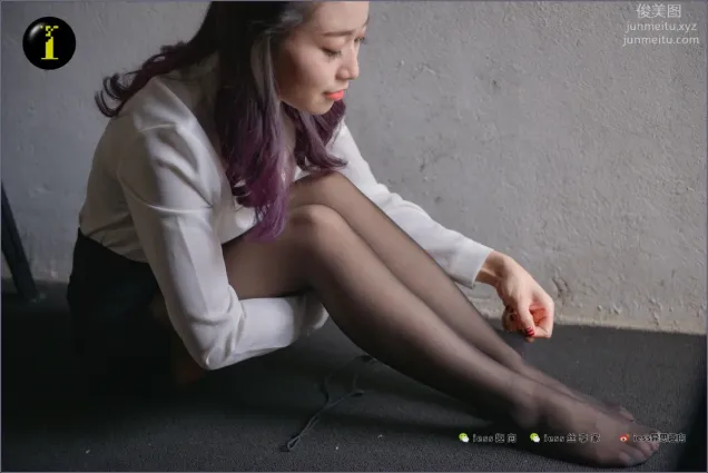 [IESS異思趣向] 普惠集 008-範美美穿襪子