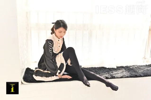 [IESS異思趣向] 普惠集 140-厚襪子 [85P]