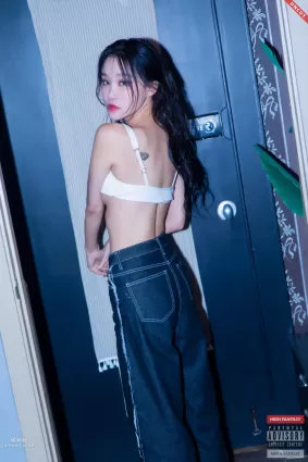 HIGH FANTASY - NO.009 Lee Seol - Vol.8 Work Out UNCUT [46P]