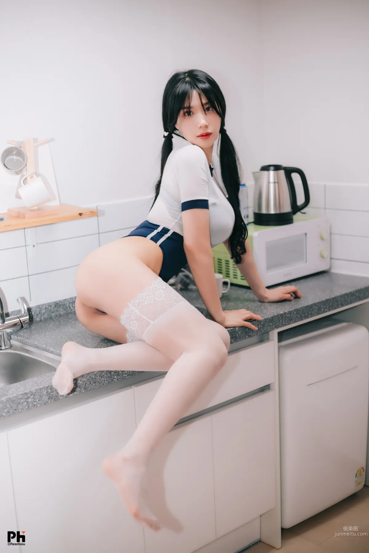 018.Paranhosu - Sia – Photo Book Vol.2 [163P] 38