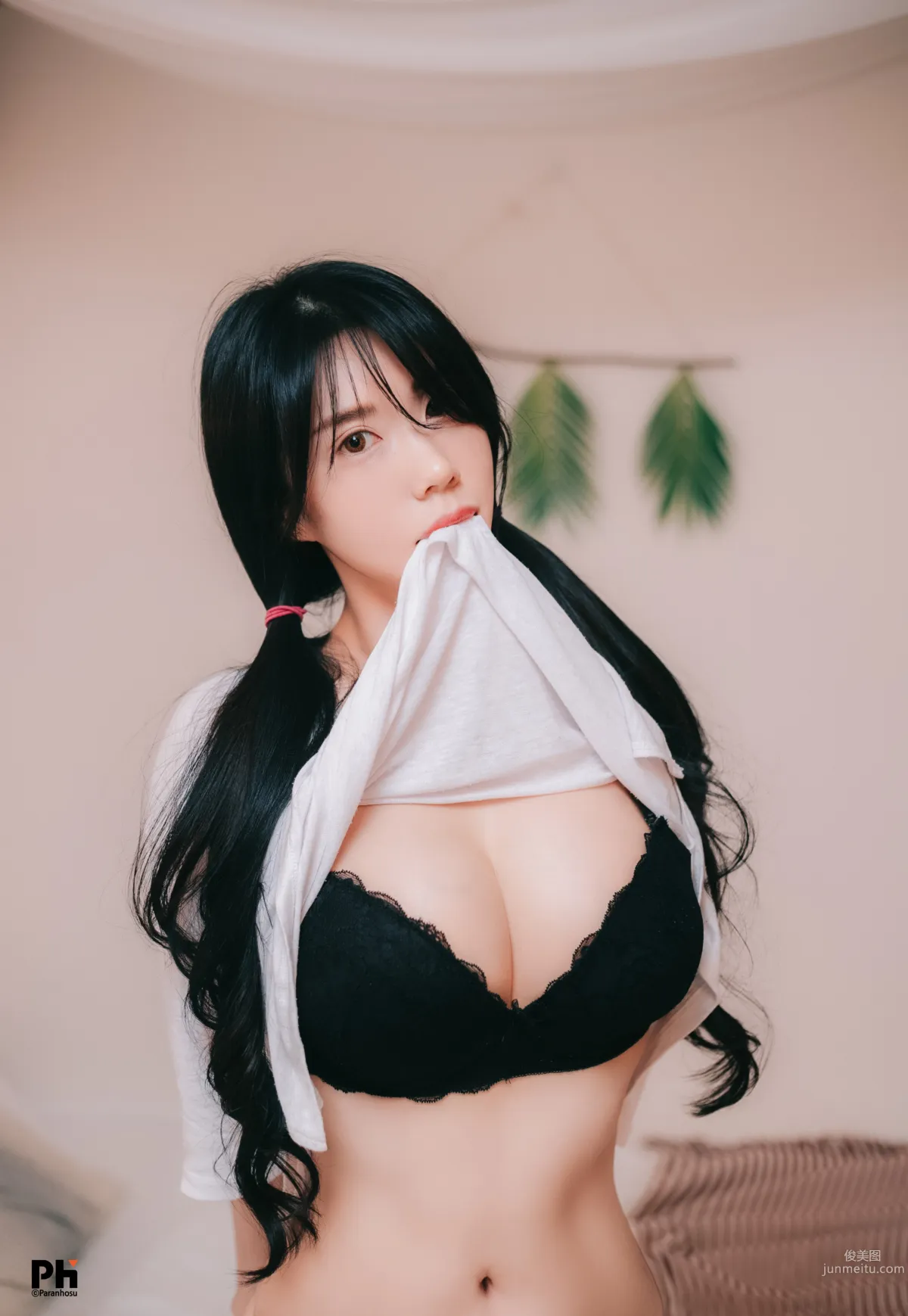 018.Paranhosu - Sia – Photo Book Vol.2 [163P] 97