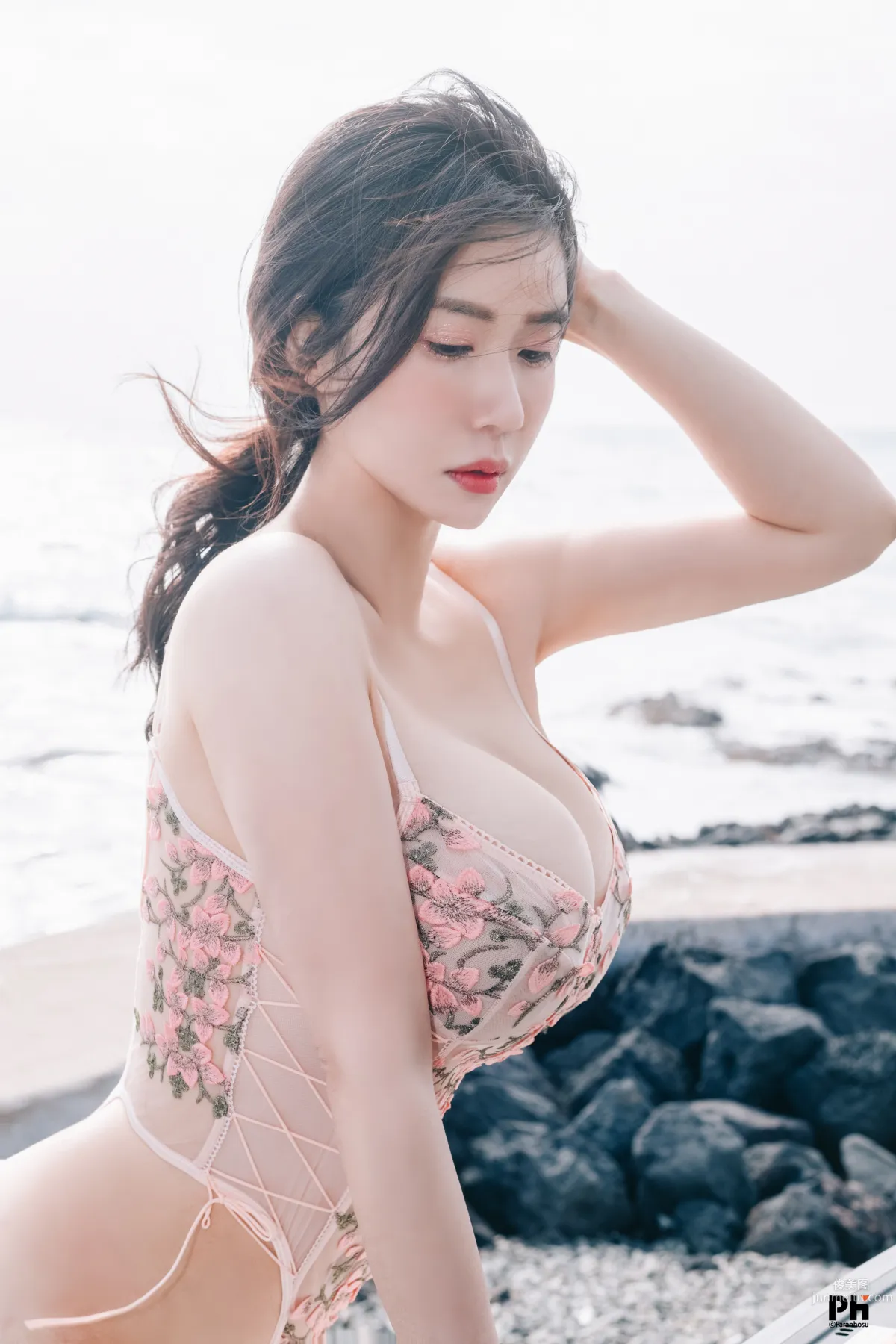 028.Paranhosu – Sia - Photo Book Vol.8 - Sunshine[48P] 34