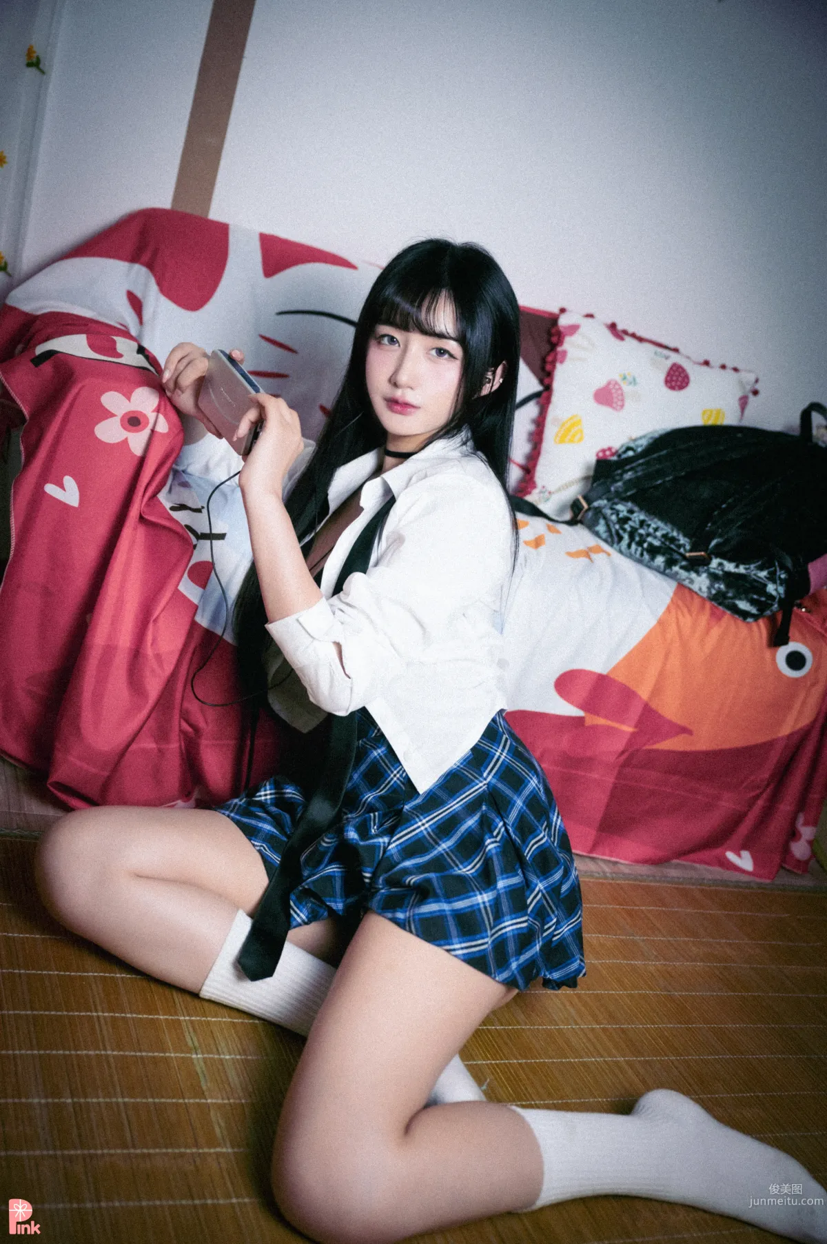 028.PINK- Jina - Jina's school uniform life[111P] 73