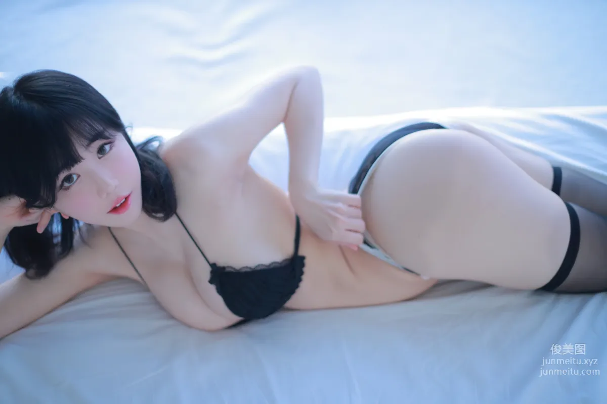 050.[Patreon] Addielyn - Night View of Addielyn[51P] 15