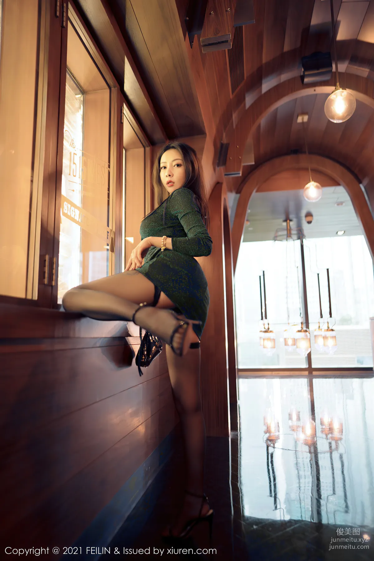 [Feilin嗲囡囡]2021.10.08 VOL.416 果兒Victoria 44