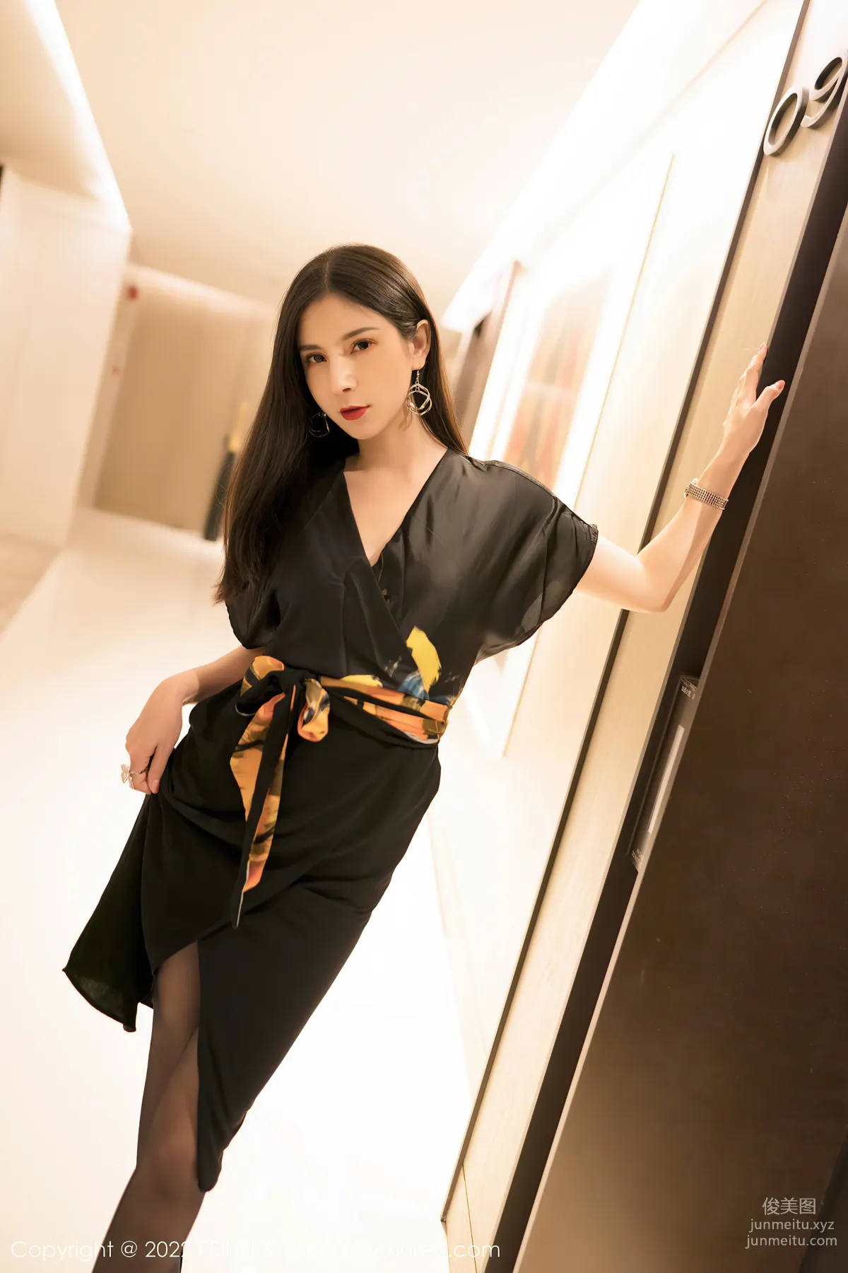 [Feilin嗲囡囡]2022.06.27 VOL.450 小蠻妖Yummy 9