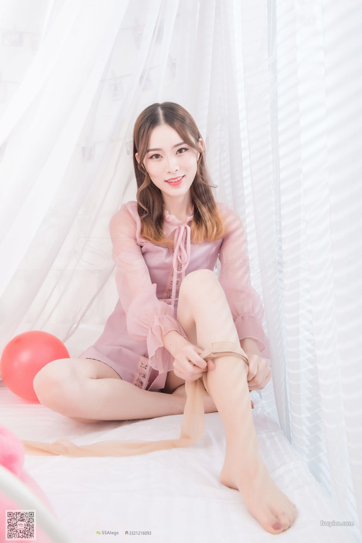 [SSA絲社] NO.027 小琪琪肉色開檔絲襪_清純美女的誘惑 7