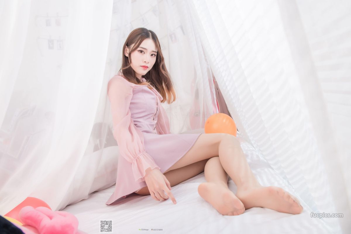 [SSA絲社] NO.027 小琪琪肉色開檔絲襪_清純美女的誘惑 58