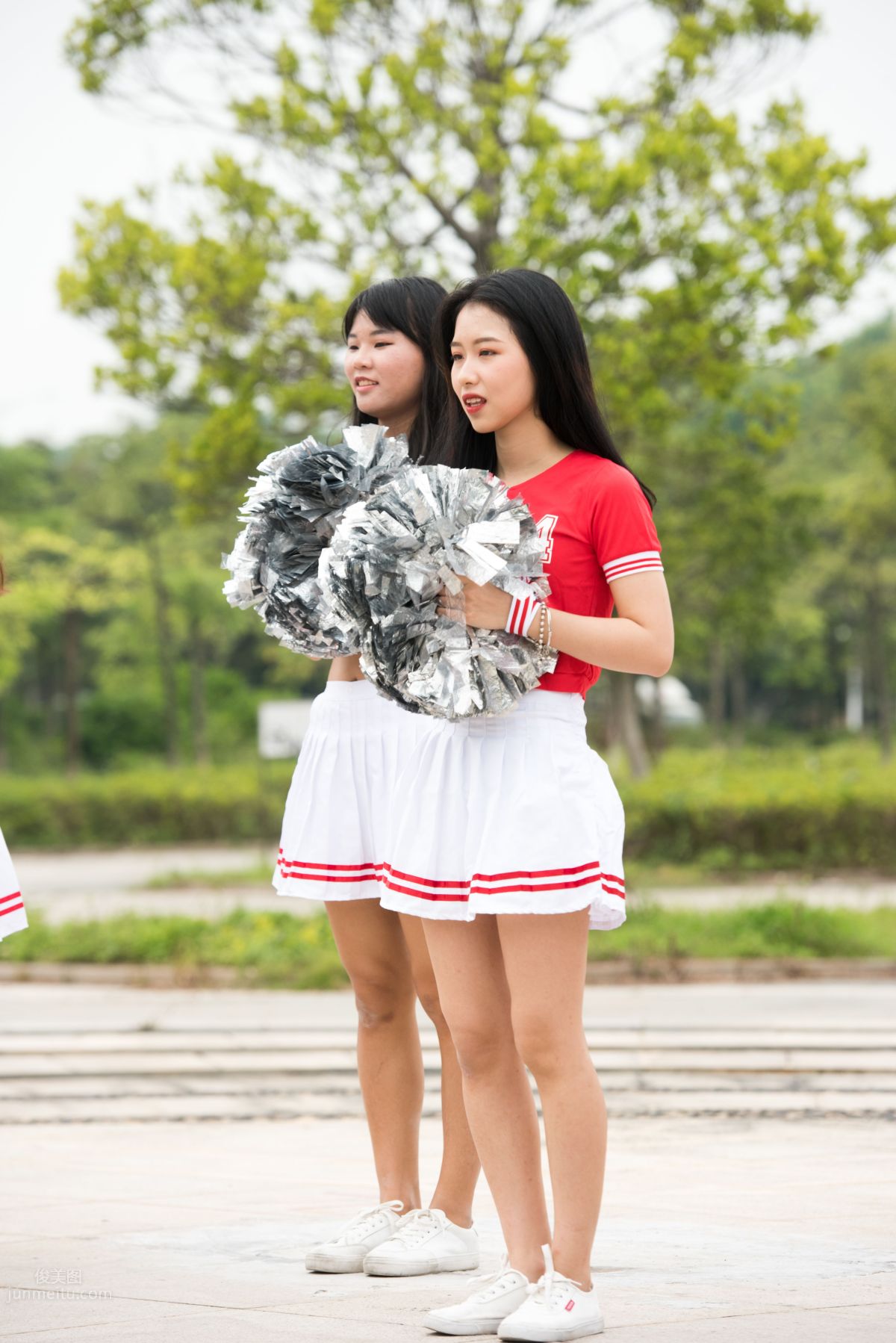 [魔鏡街拍] 051 街拍啦啦隊小姐姐 53