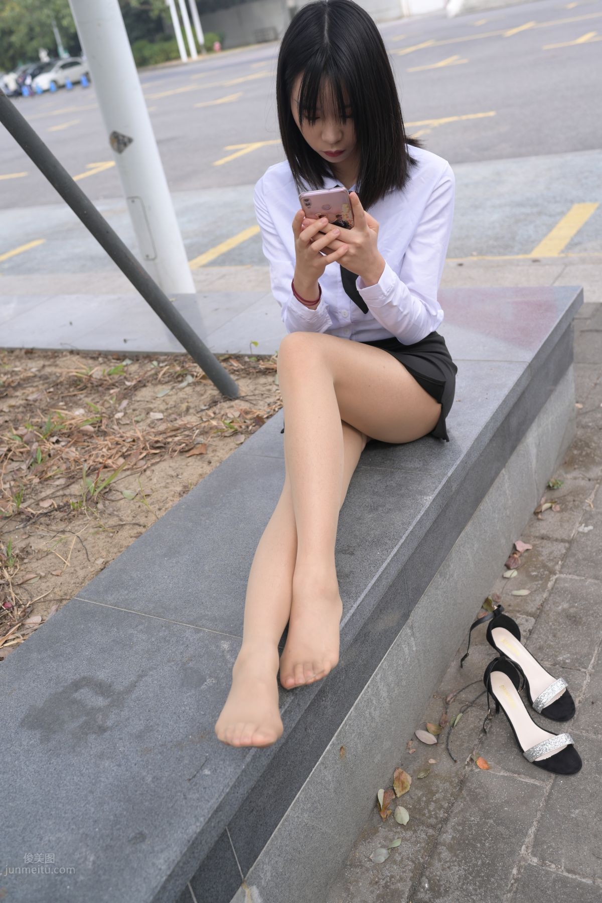 [魔鏡街拍] 084 程生街拍-商城推銷美女長腿肉絲制服 209