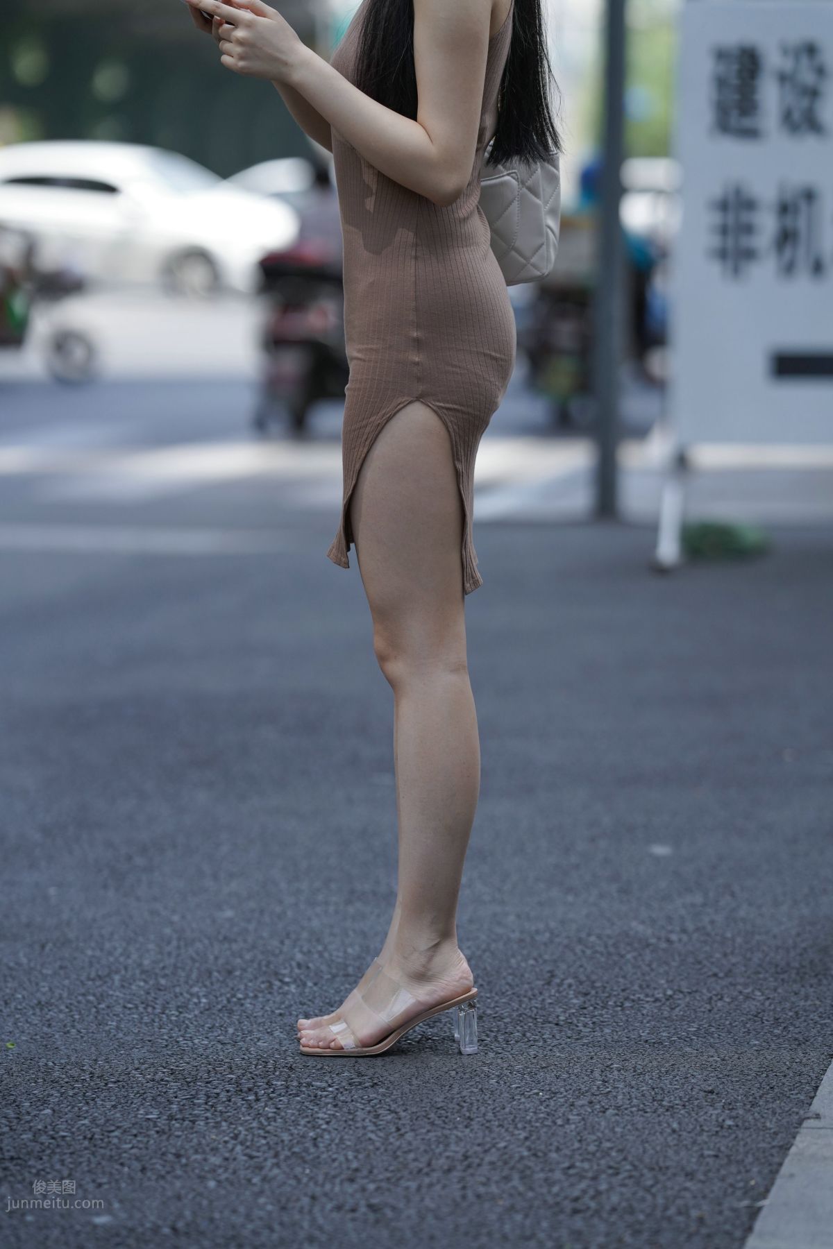 [魔鏡街拍] 114 凱恩街拍作品 搭讪包臀裙美女 71