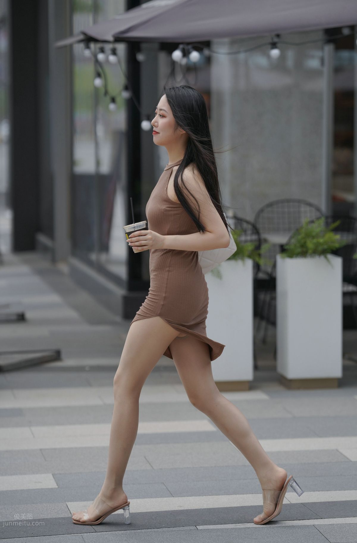 [魔鏡街拍] 114 凱恩街拍作品 搭讪包臀裙美女 268