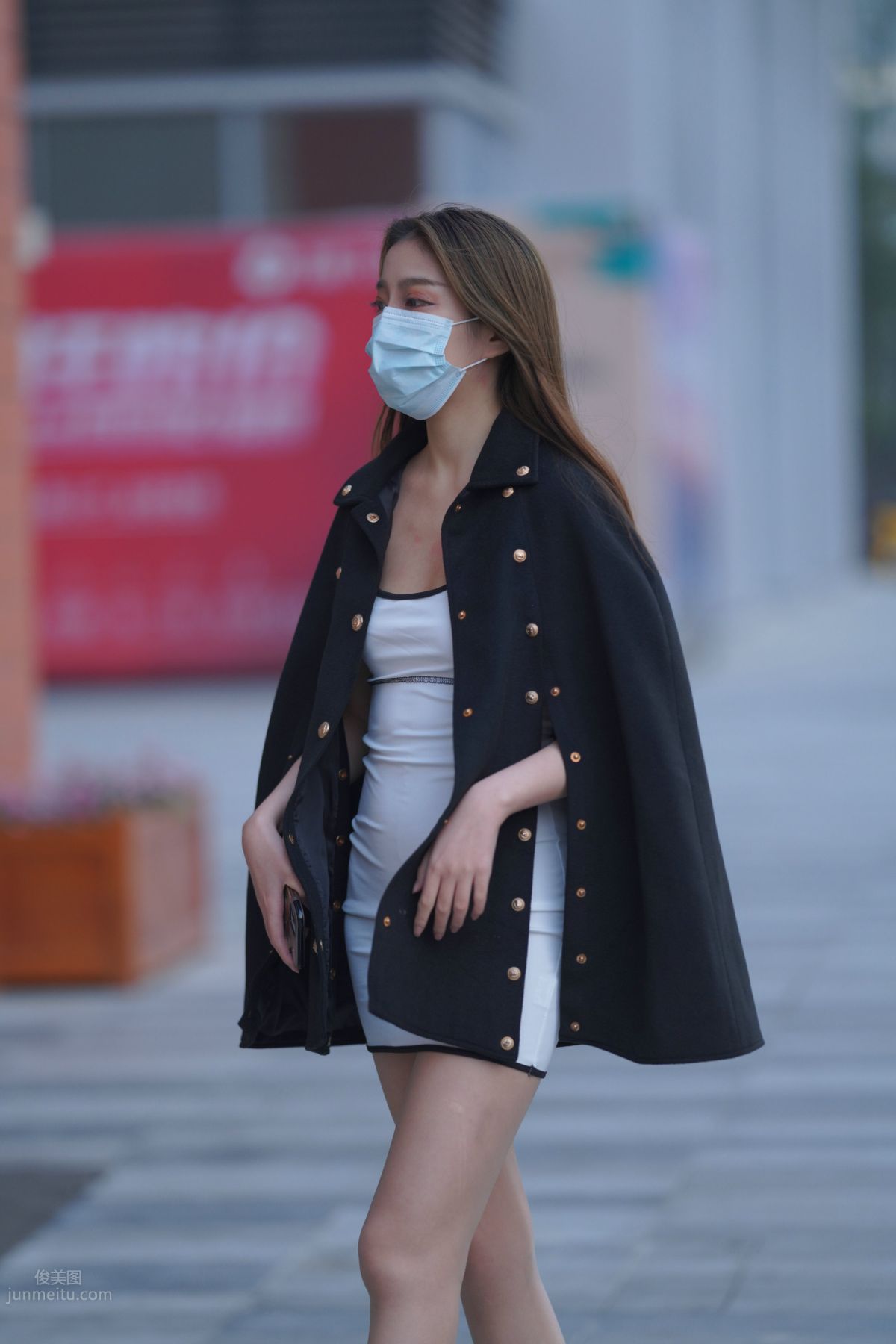 [魔鏡街拍] 116 好養眼的白裙美眉 90