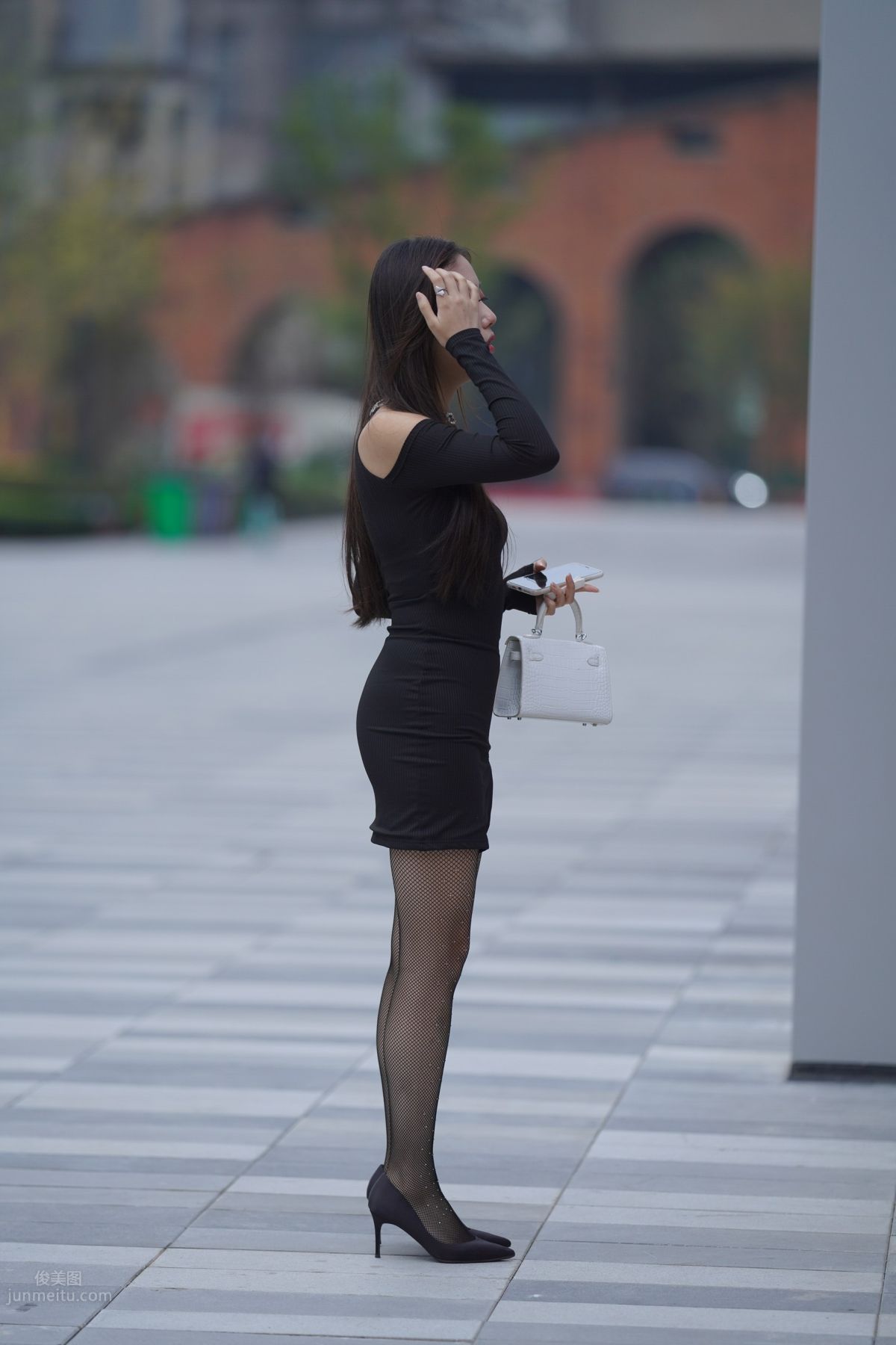 [魔鏡街拍] 133 非常性感的網襪小姐姐 7